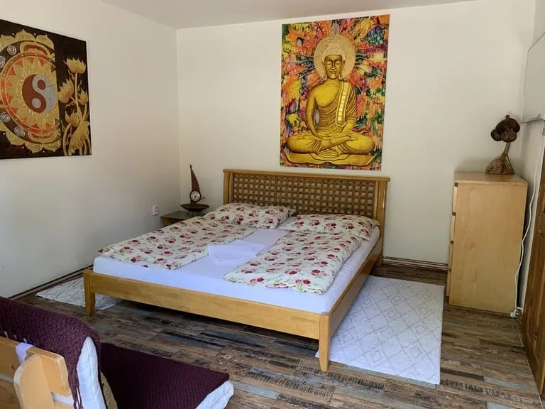 1 x Dvojlôžková izba č. 6 (Dvojlôžková izba s prístelkou)